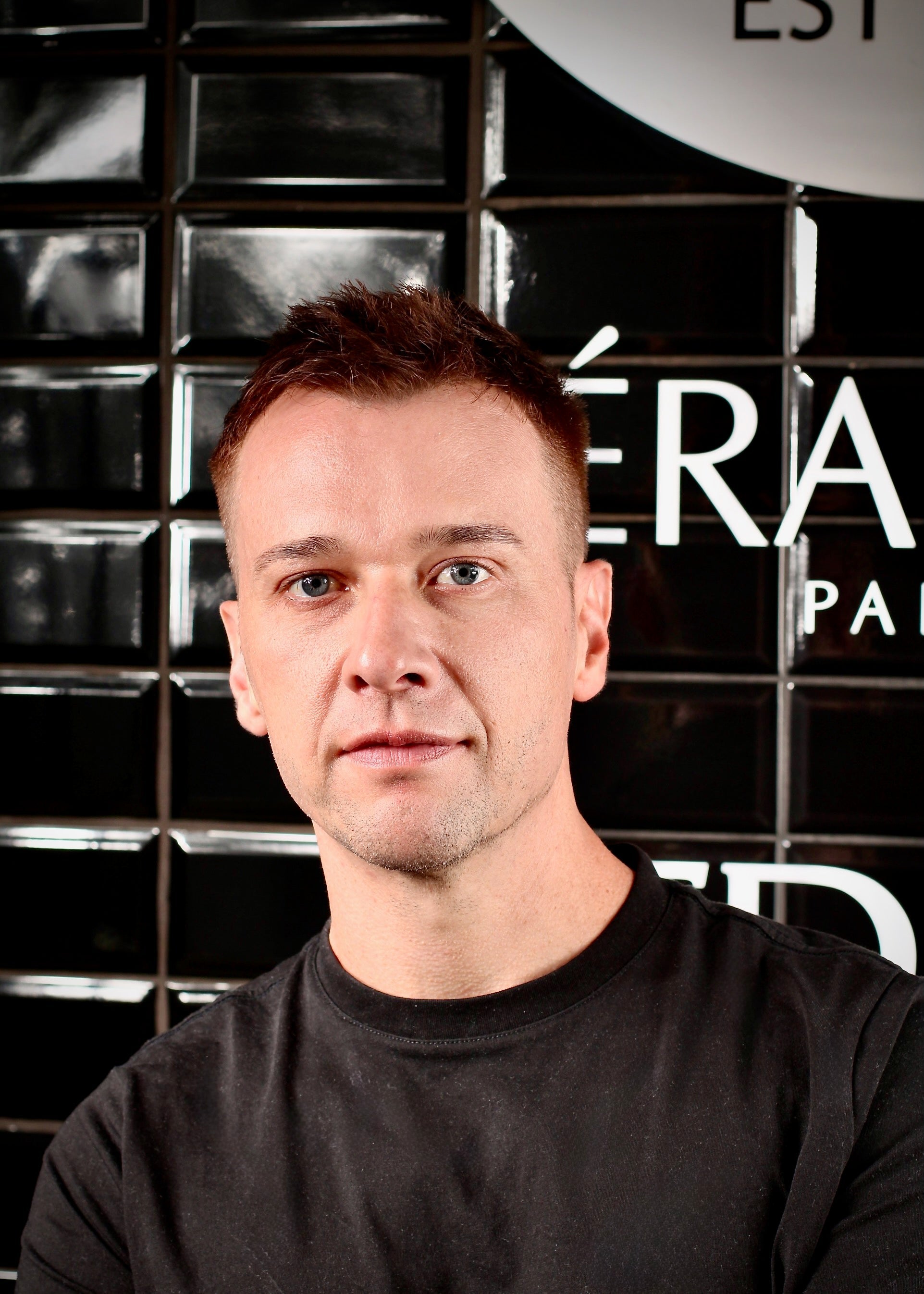 About JAN | The Story Behind the Artist and His Expressionist Journey